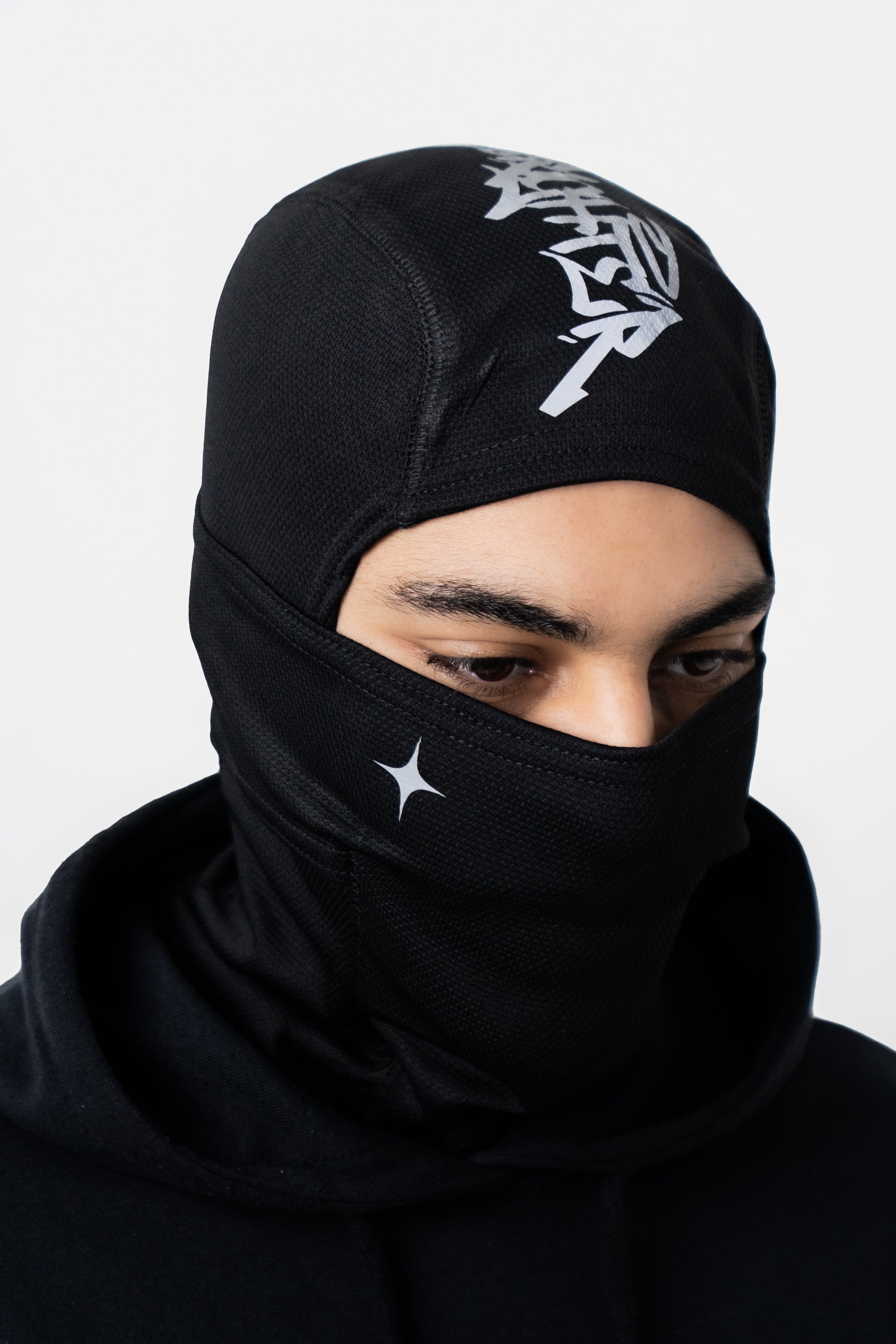 5-WAY baklava with reflective BRIGHTER  logo on top